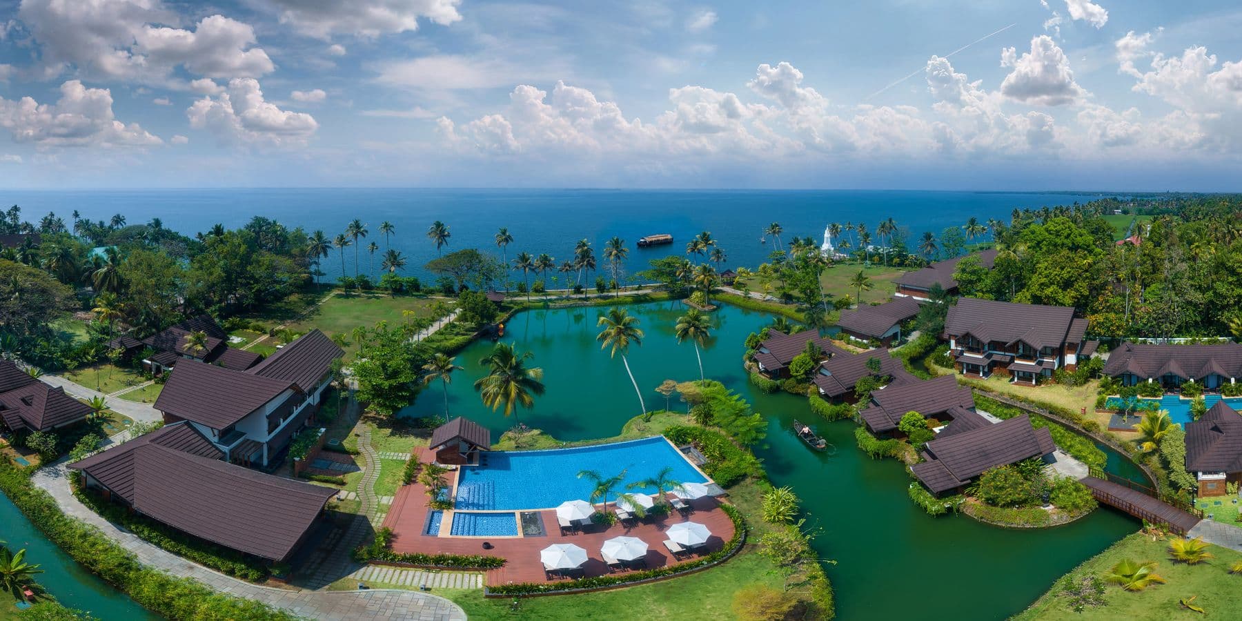 Gokulam Grand Resort & Convention Center — photo 2